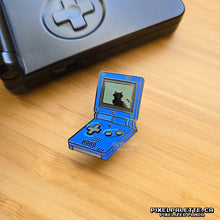 Load image into Gallery viewer, Nyanboy Advance  SP 🌌 - Enamel Pin
