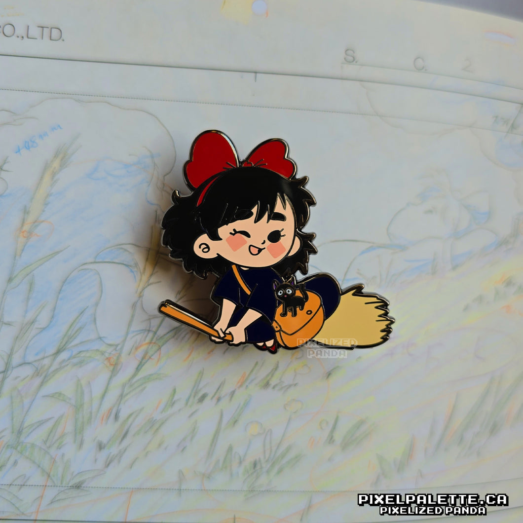 Kiki 🧹 - Enamel Pin