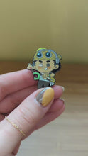 Load and play video in Gallery viewer, Captain Usopp with Magnetic Sogeking Mask - Enamel Pin
